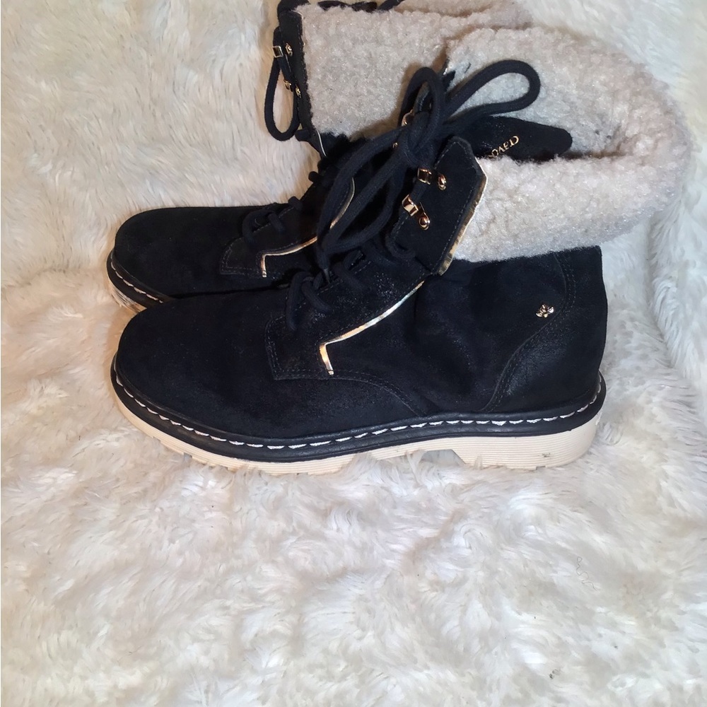 Cravo canela black leather ankle boots size 9